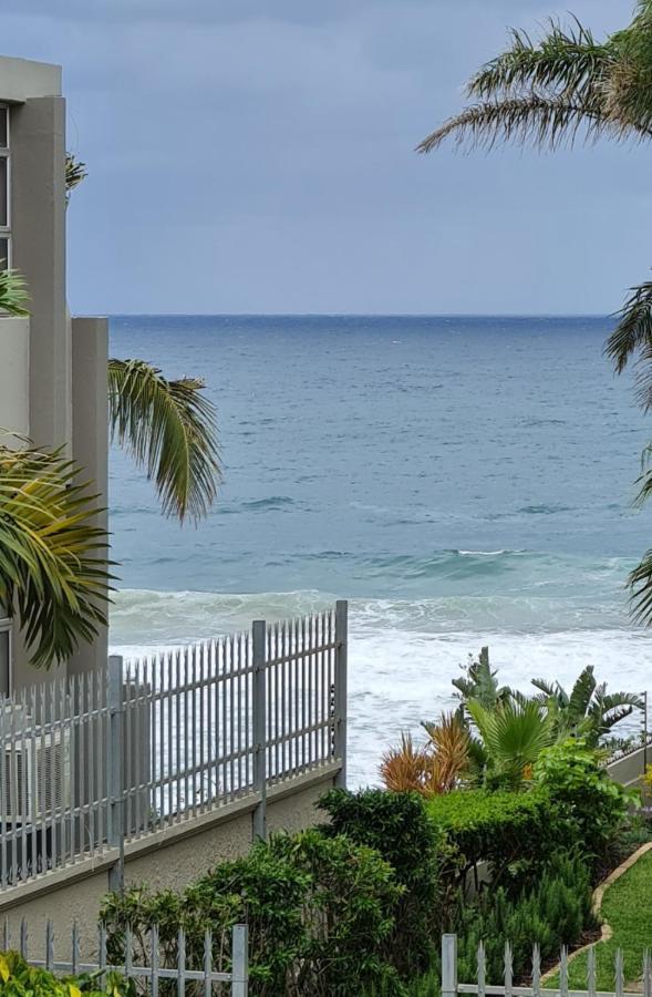 마게이트 Aride 4 Awesome View Of Uvongo Main Swimming Beach From Communal Braai Area 아파트 외부 사진