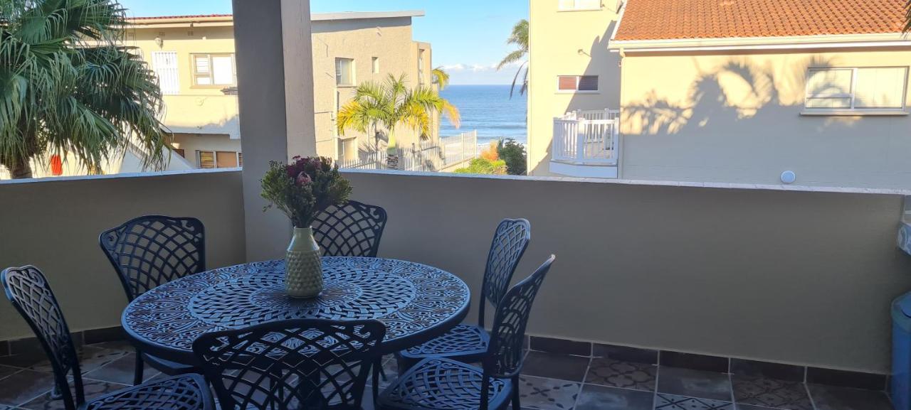 마게이트 Aride 4 Awesome View Of Uvongo Main Swimming Beach From Communal Braai Area 아파트 외부 사진