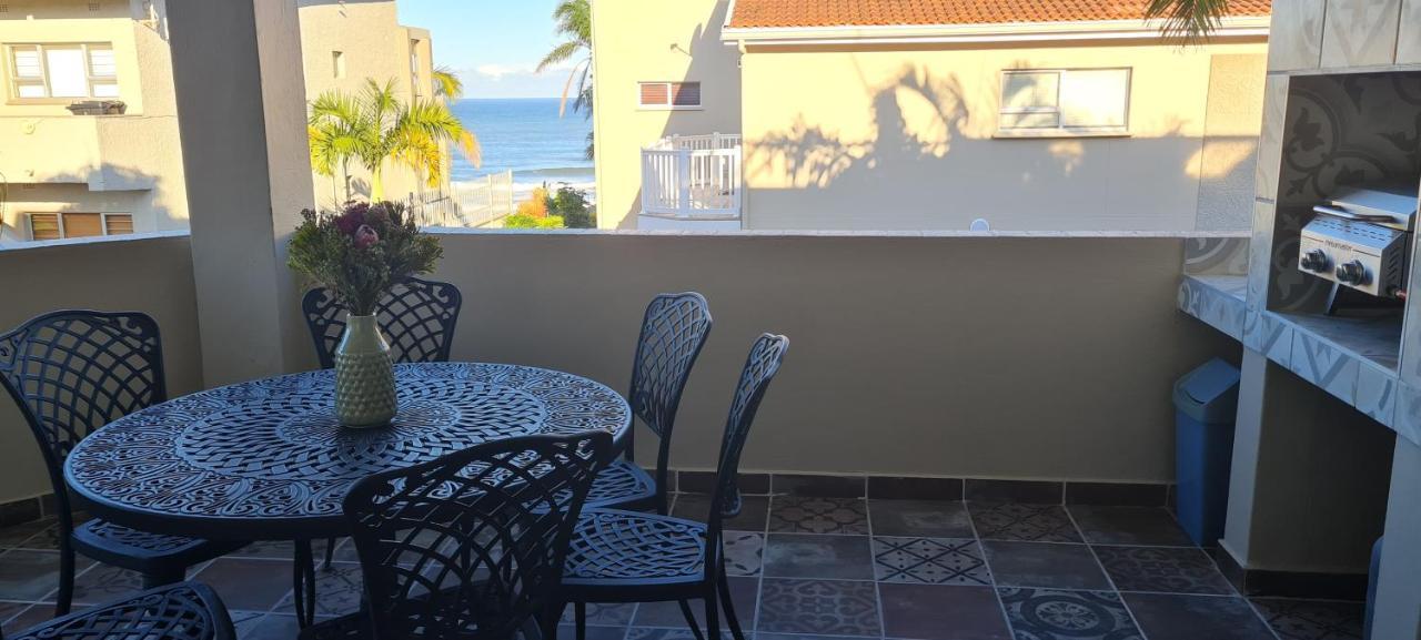 마게이트 Aride 4 Awesome View Of Uvongo Main Swimming Beach From Communal Braai Area 아파트 외부 사진