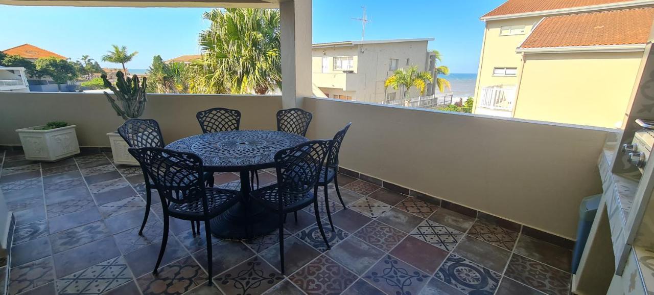 마게이트 Aride 4 Awesome View Of Uvongo Main Swimming Beach From Communal Braai Area 아파트 외부 사진