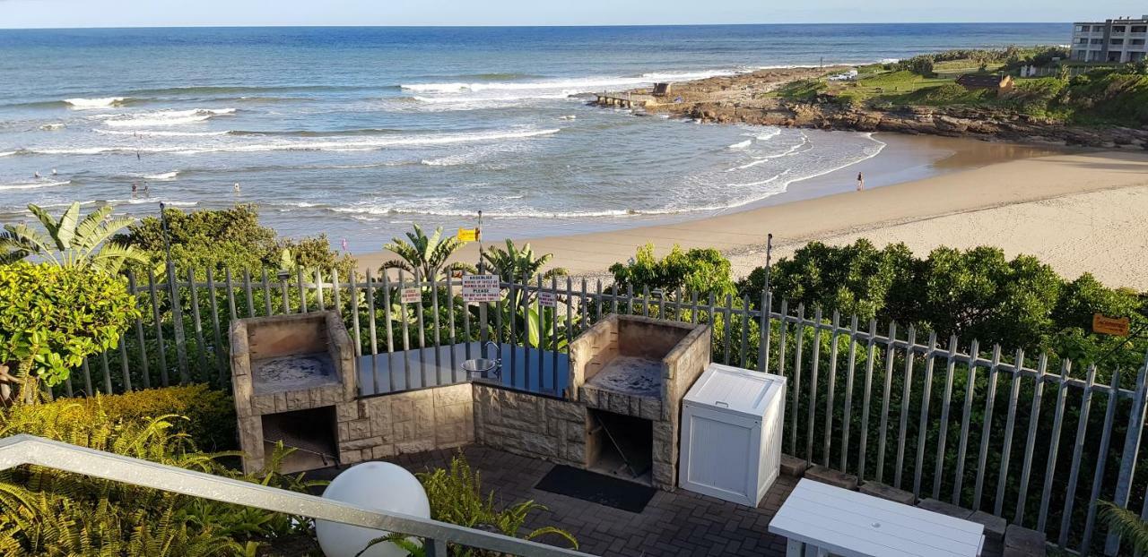 마게이트 Aride 4 Awesome View Of Uvongo Main Swimming Beach From Communal Braai Area 아파트 외부 사진
